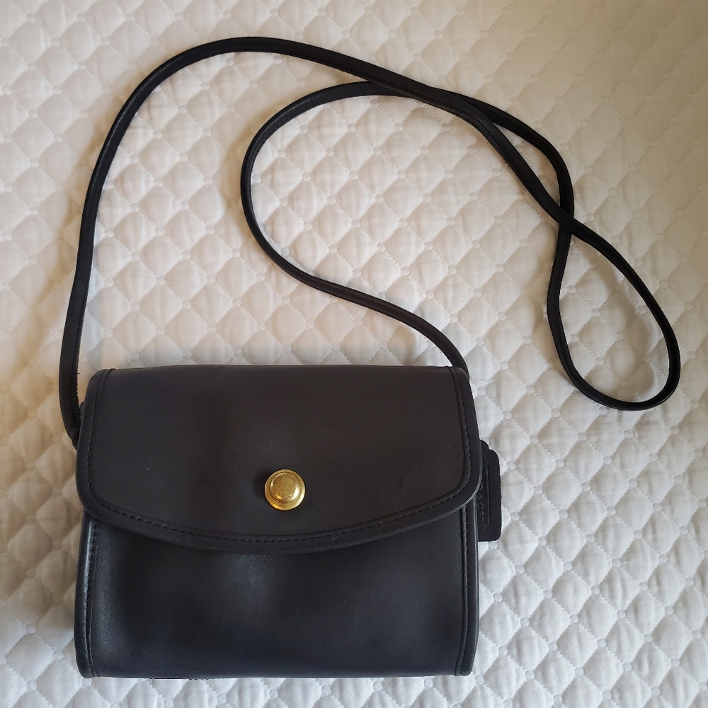 Vintage Coach Chrystie Bag small crossbody purse in Navy